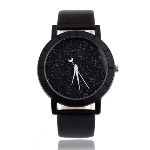 Accessories - ❤️NEW❤️ Simple Star Moon Quartz Leather Watch